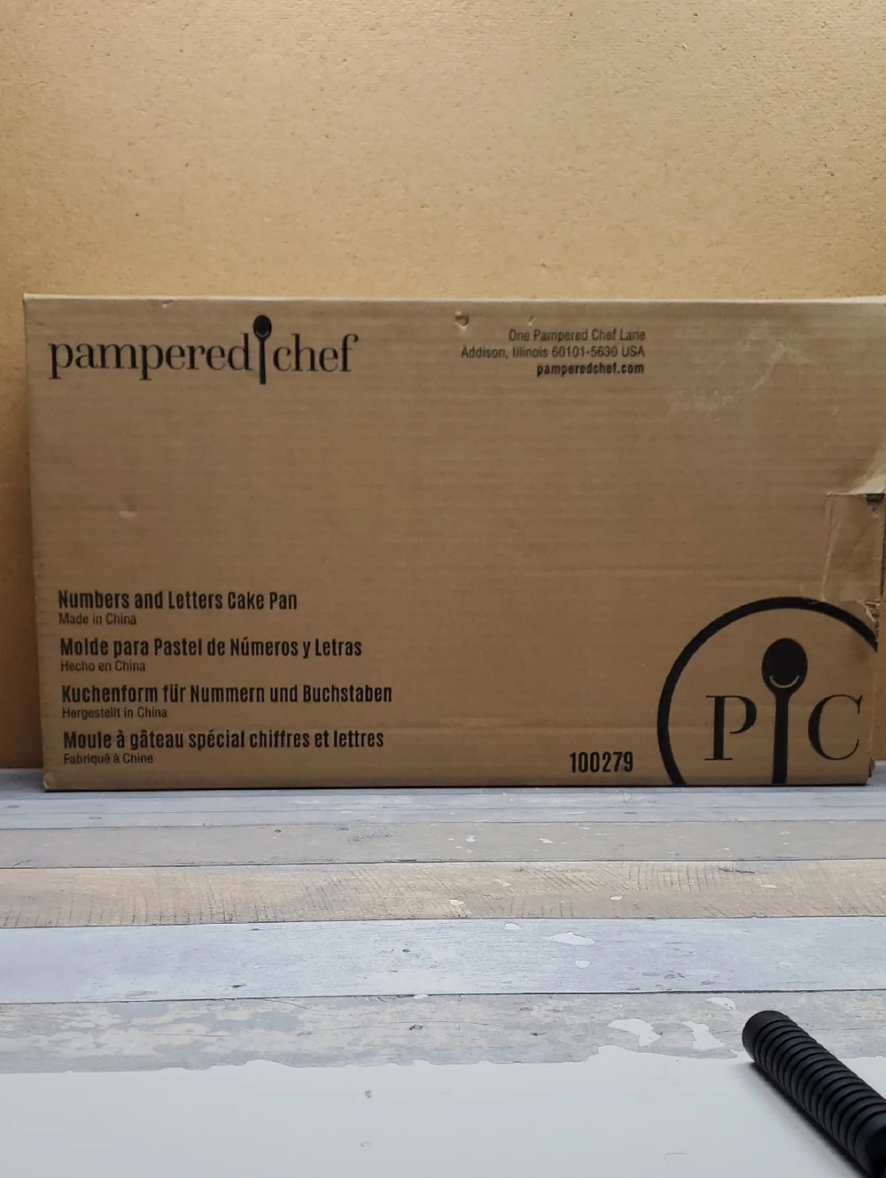 Pampered Chef Numbers and Letters Cake Pan